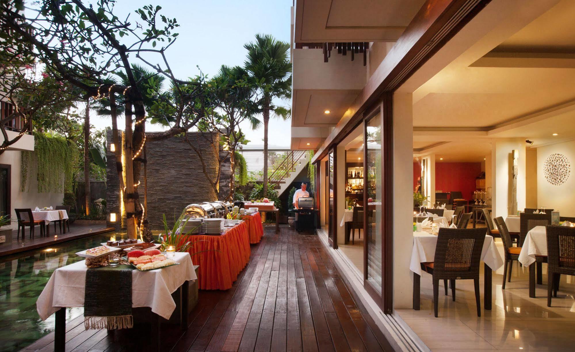 D'Primahotel Seminyak Exteriör bild